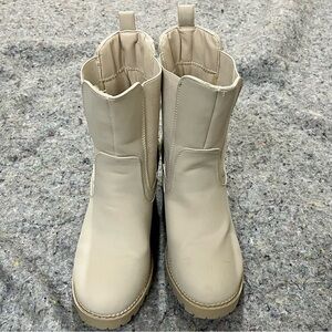 Lug Sole Boots Women  US 9 Block Heel Mid-Calf Cream Beige White Solid